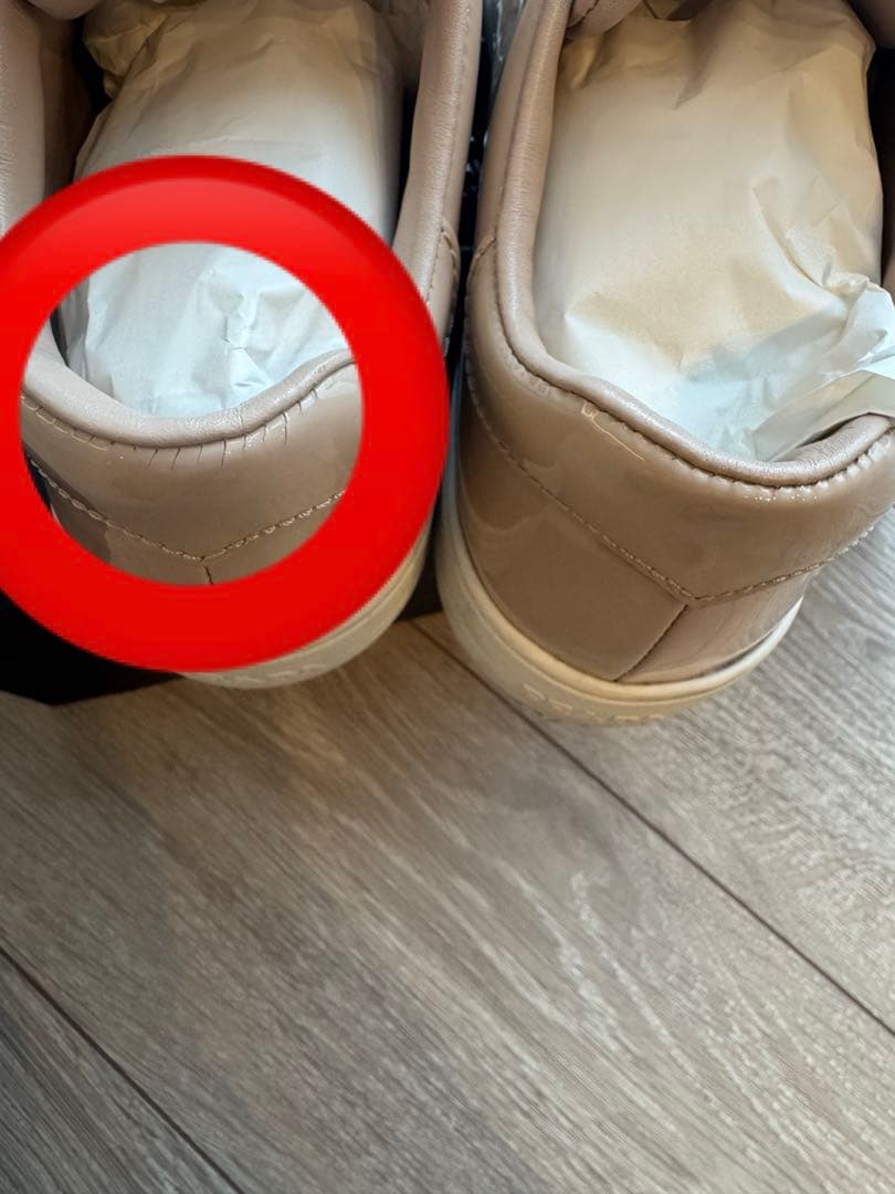 プラダスニーカー37