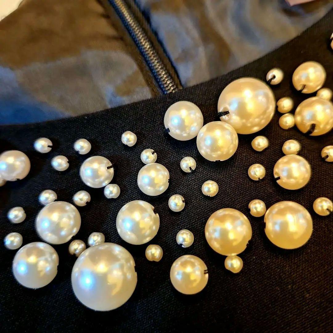 再度のお値下げ‼️【新品】カルバンクライン　パールビジューワンピース