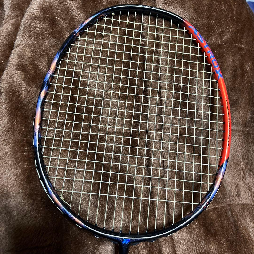 美品‼️YONEX ASTROX 77PRO （4UG5）