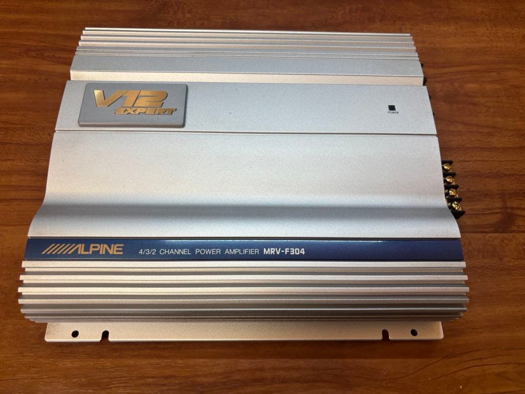 ALPINE MRV-F304 チューニングアンプ