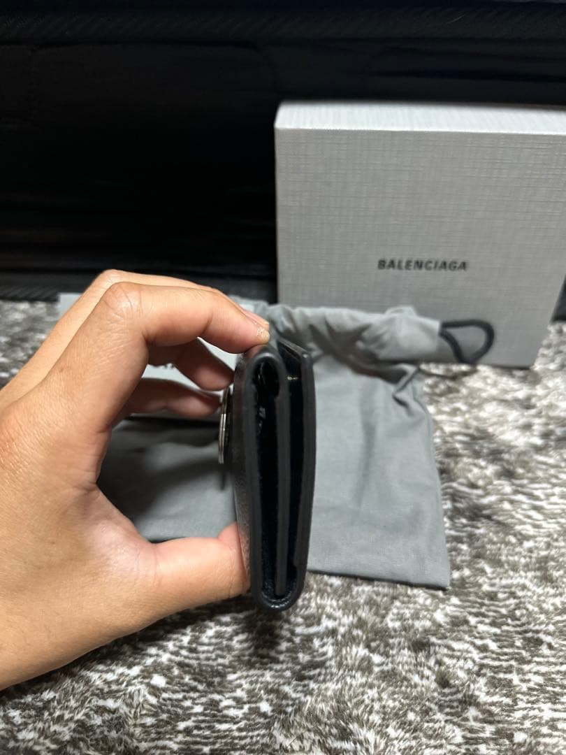 BALENCIAGA ブラックキーケース