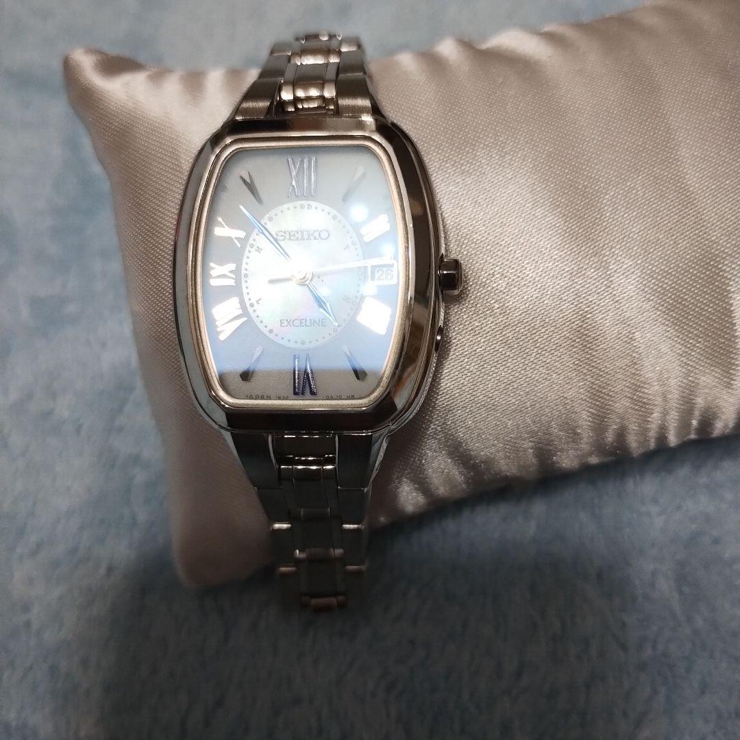 希少セイコーSEIKOエクセリーヌEXCELINE　白蝶貝チタン定価132000