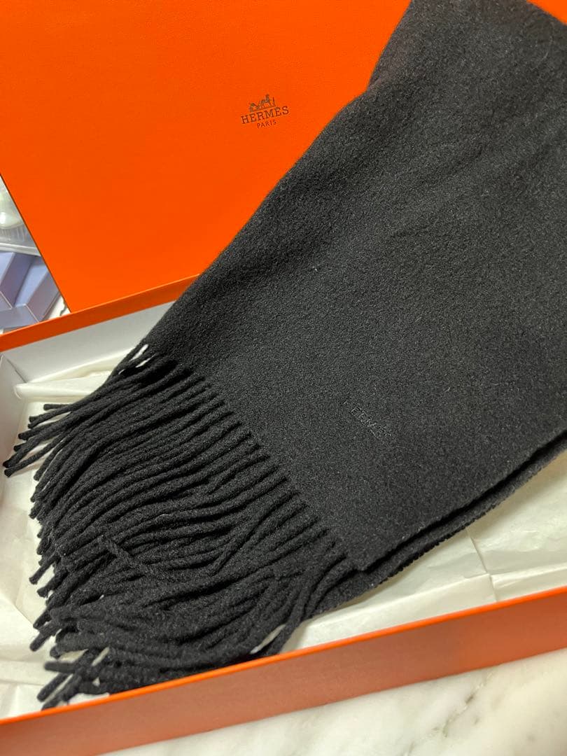 HERMES カシミア ブラックマフラー　　メンズ