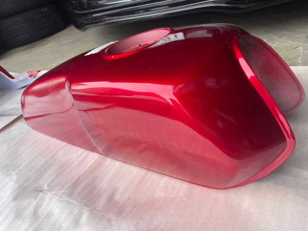 RZ50 外装セット　キャンディーレッド　RA01J RA02J タンク　テール