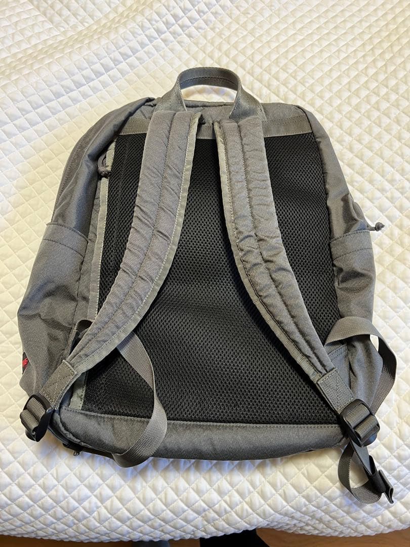 BRIEFINGグレー バックパック