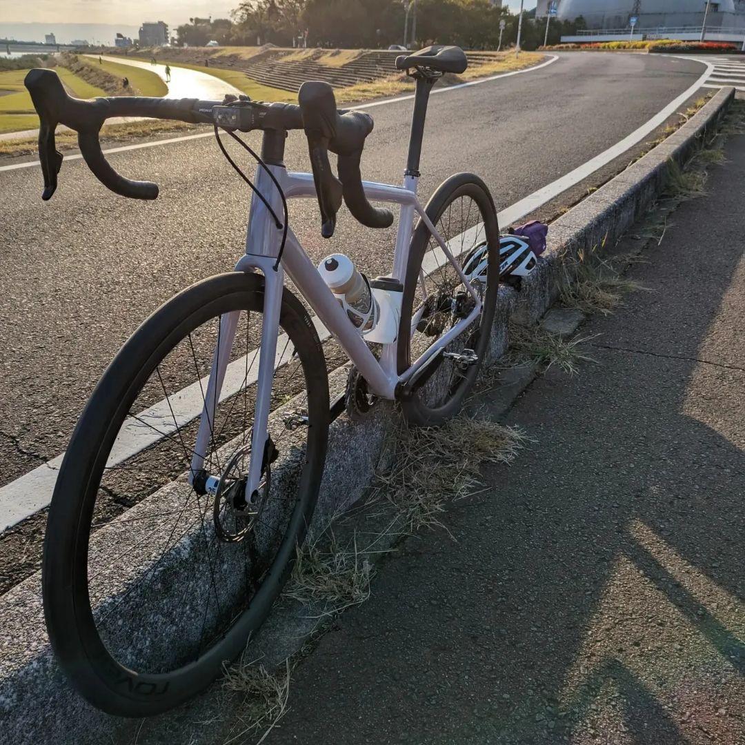 Aethos Comp × Roval Terra CL size 54