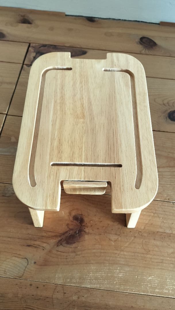 ブリタ　タンク型浄水器+純正台座セット　カートリッジ1個付き