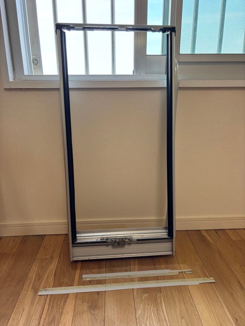 TIW–AS180l 窓用エアコン トヨトミ