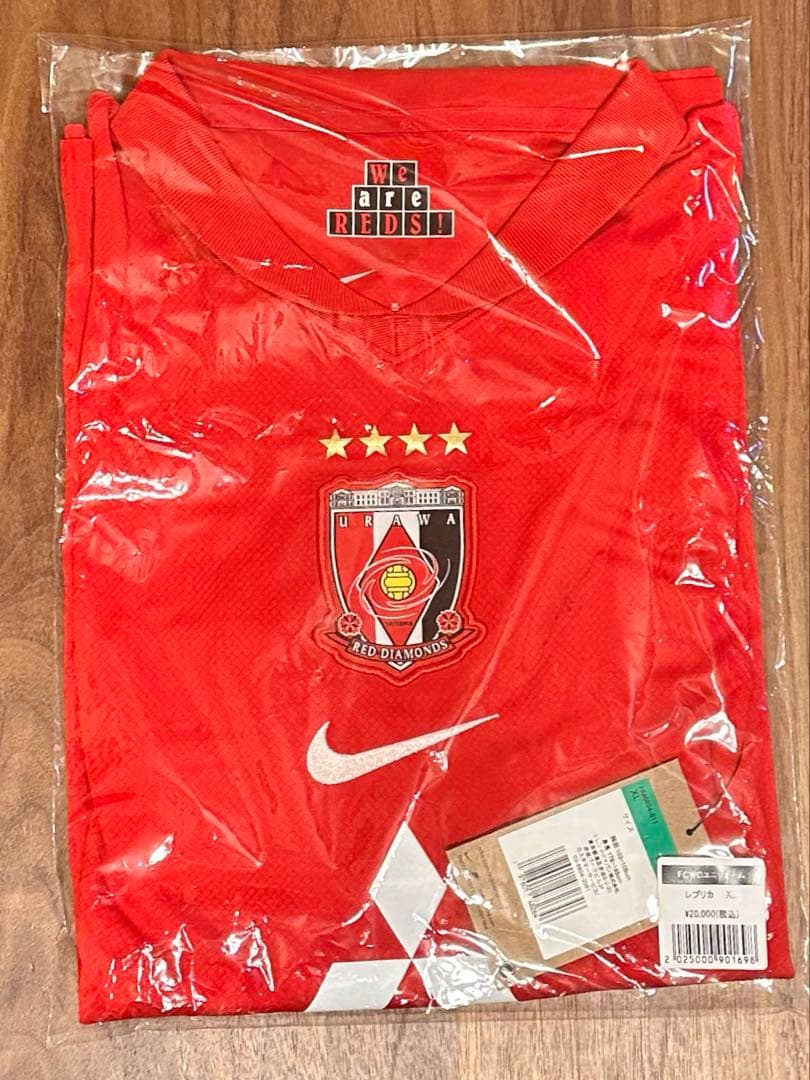 【匿名配送・新品未使用】浦和レッズ　FCWC ユニフォームXL