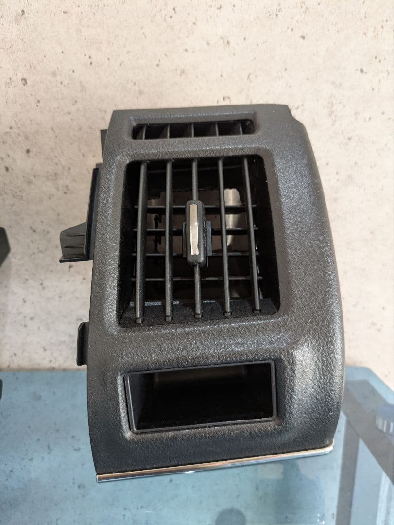 プリウスα　gs エアコンパネル