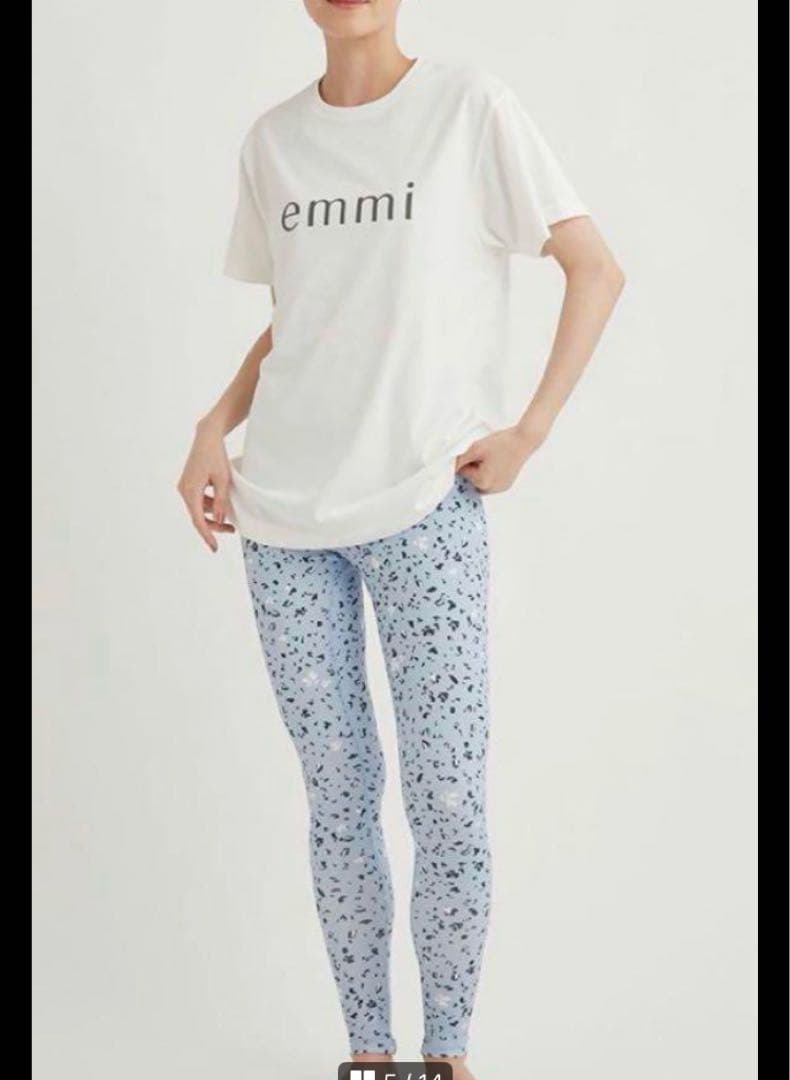 新品未開封　emmiyoga ハッピーウェルネスセット0 ライトブルー