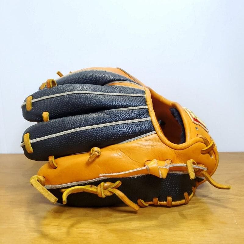 ウイルソン トライハード トレーニンググラブ 守備練習用 内野用 硬式グローブ