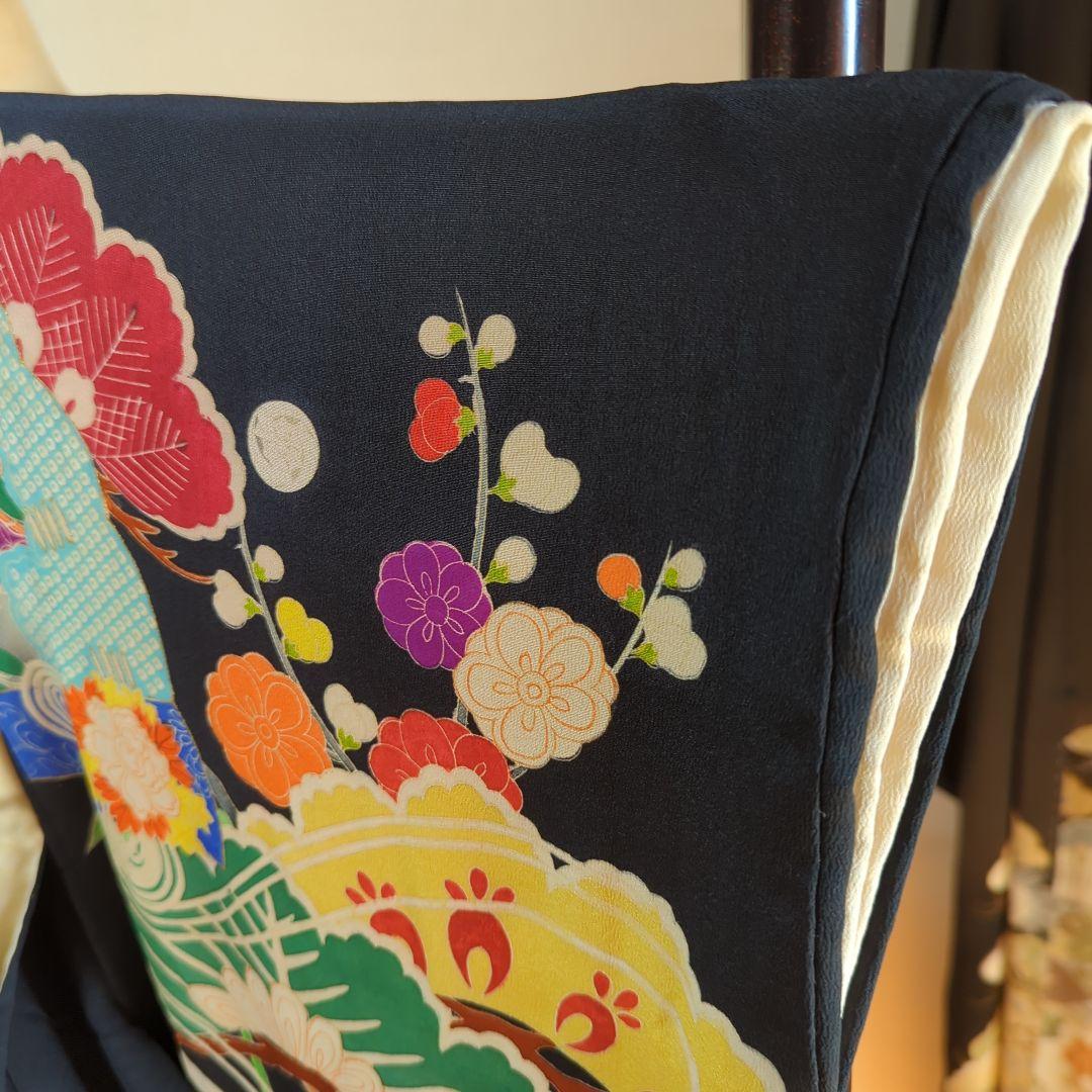 さ*）様 アンティーク　黒振袖　縮緬　５文　　比翼 共八掛　成人式　舞台