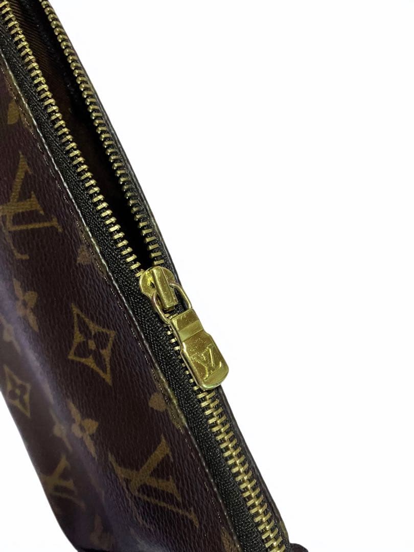 Louis Vuitton ルイ・ヴィトン モノグラムクラッチバッグ & ポーチ