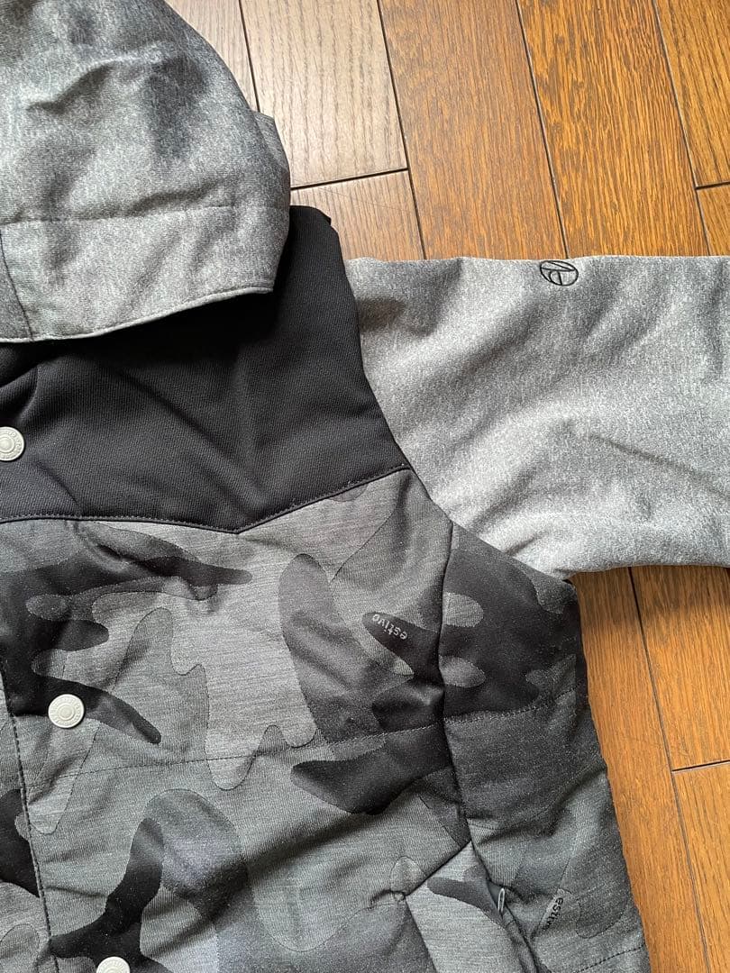 【極美品】エスティボ　スノーボードウェア上下セット 【Ｍサイズ】