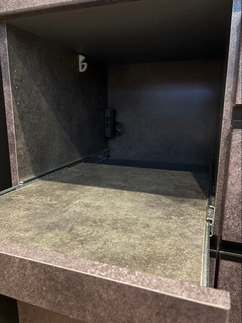 Pamouna EC 食器棚 引き戸タイプ