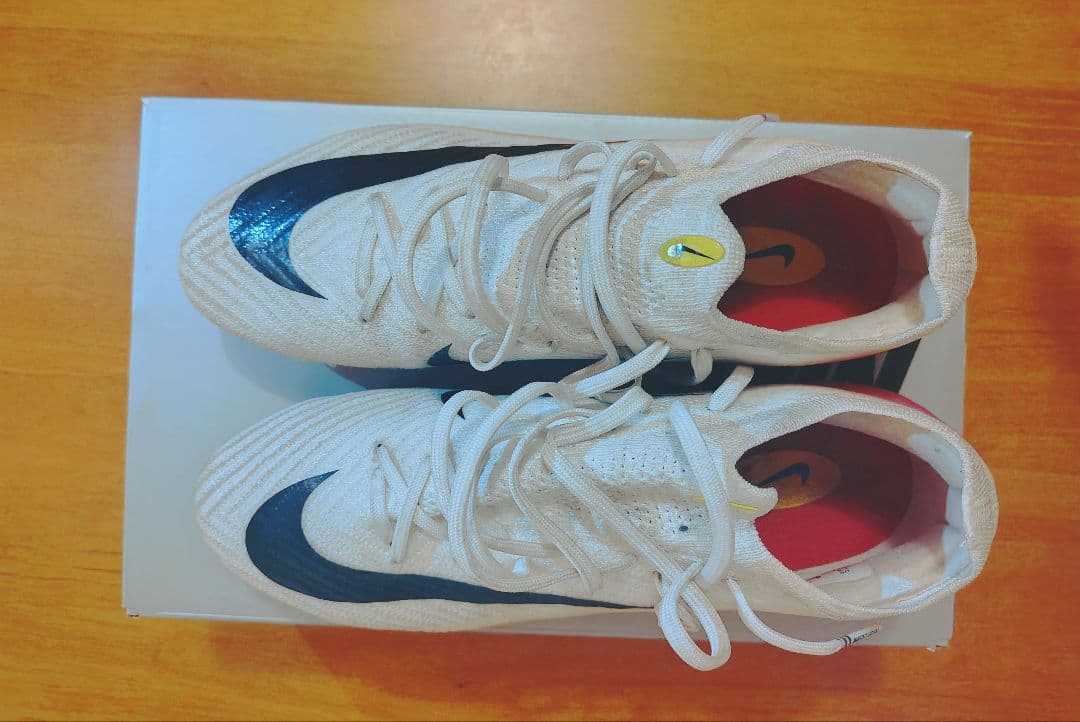 ナイキ ズーム マーキュリアル ヴェイパー 16 エリート FG LV8