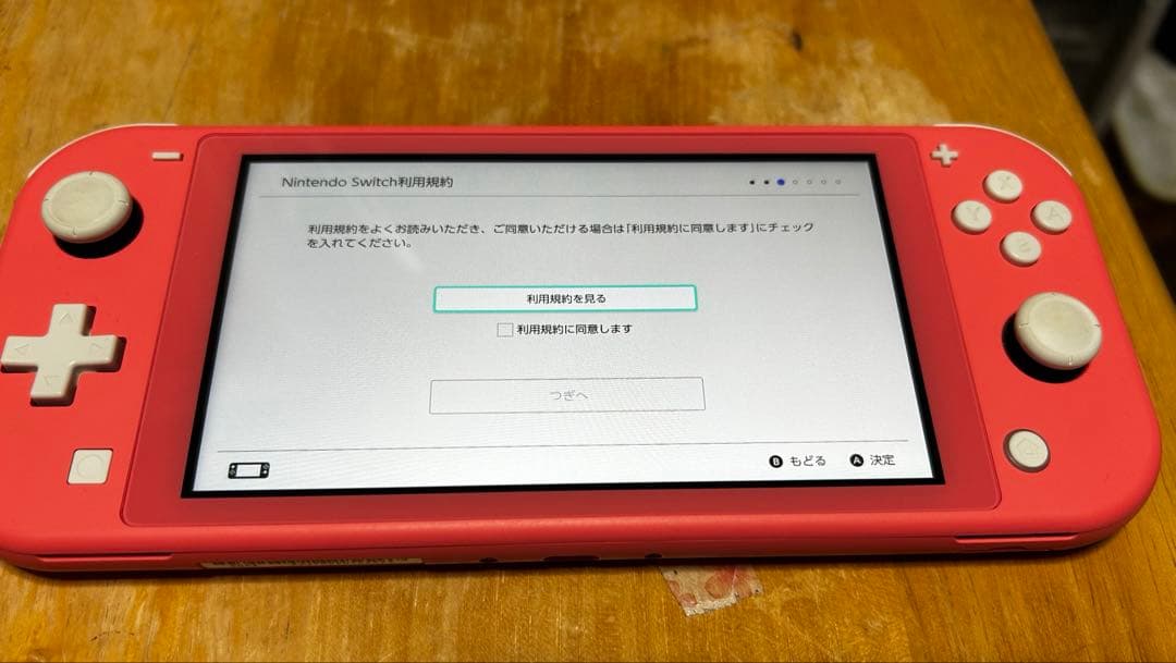 Nintendo Switch Lite コーラルピンク本体