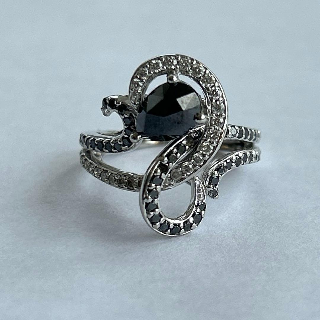 Ｋ18ＷＧ　ブラックダイヤ　リング