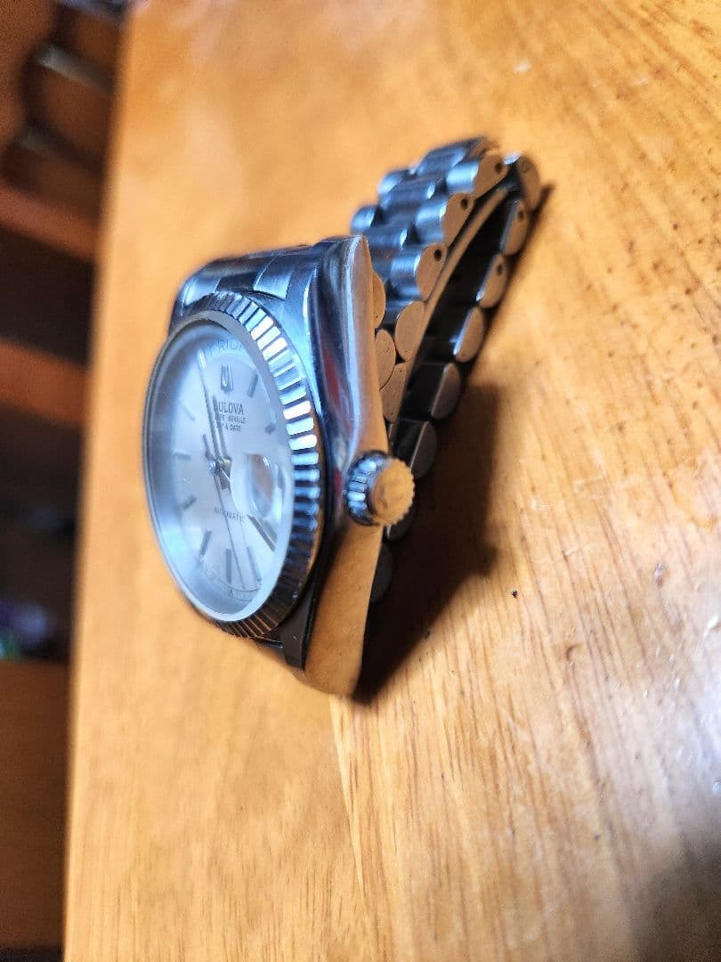 Bulova 自動巻き腕時計 シルバー