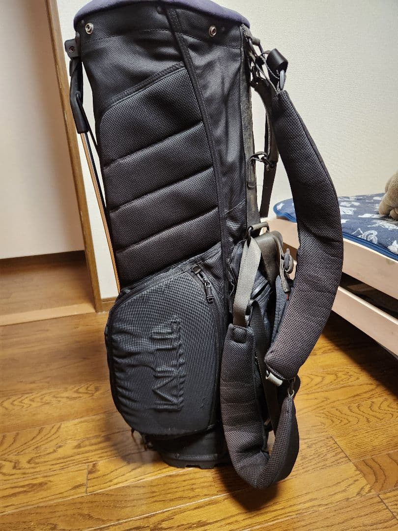 TUMI スタンド式キャディバッグ