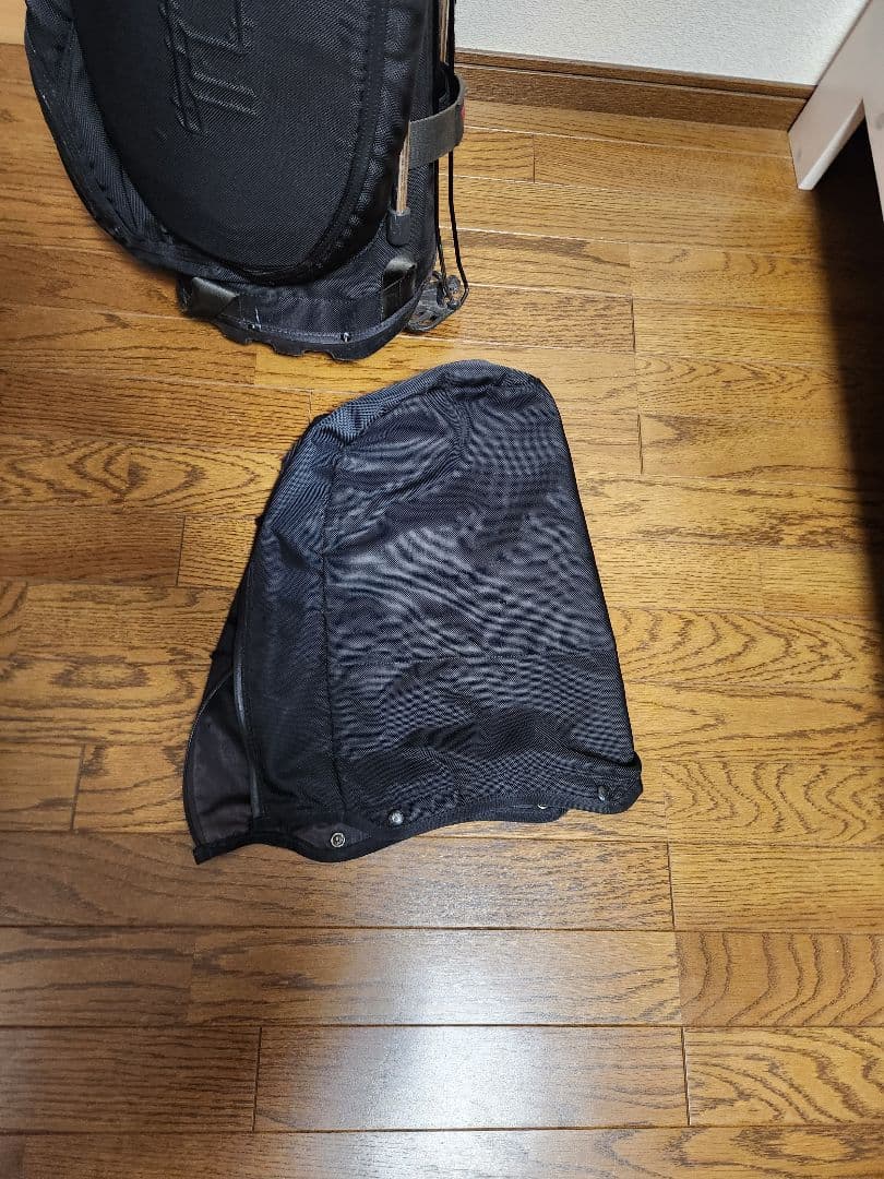 TUMI スタンド式キャディバッグ