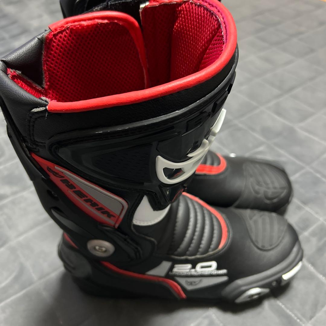 新品 BERIK レーシングブーツ EUR41 ベリック