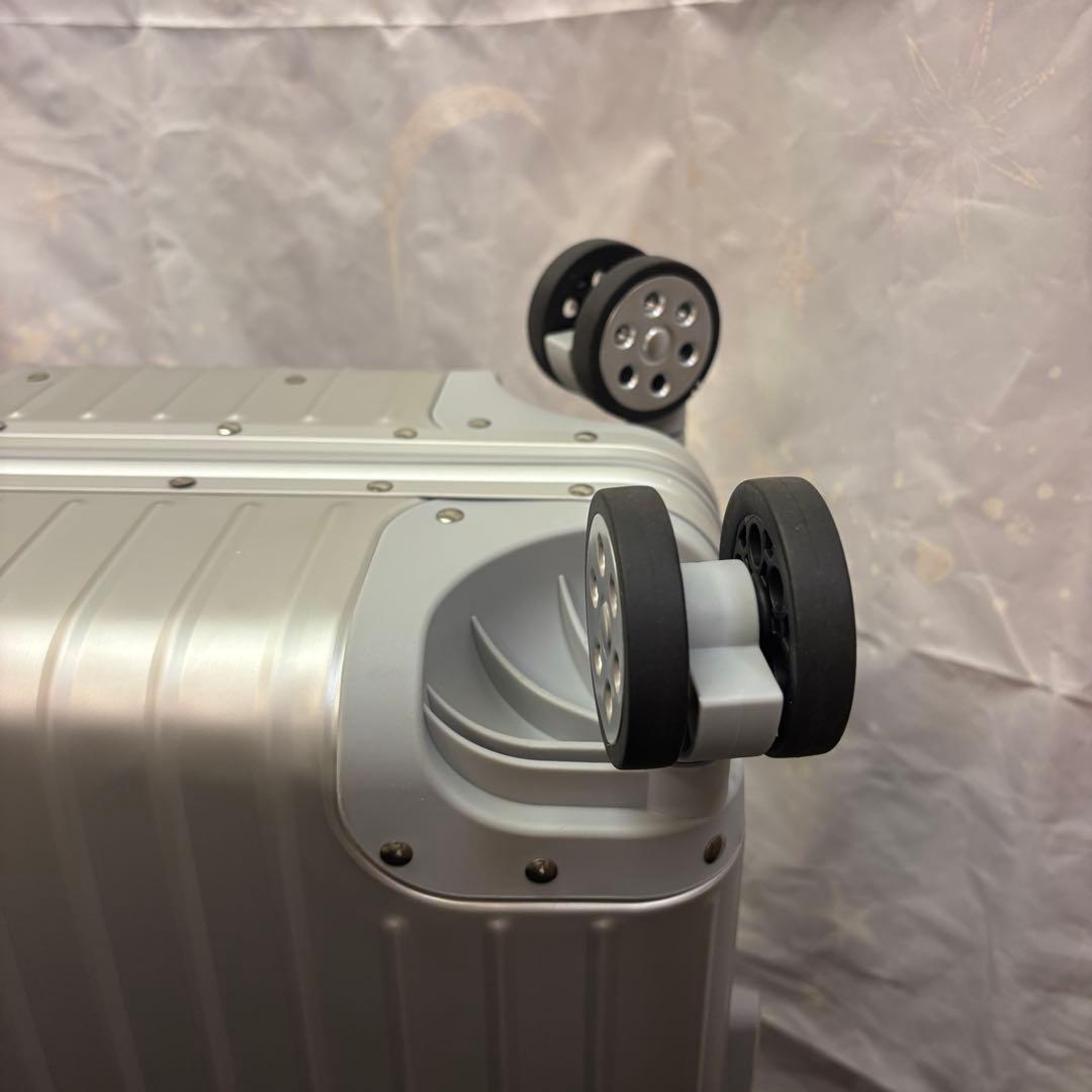 Yuweijie スーツケース アルミフレーム キャリー ケース　Mサイズ