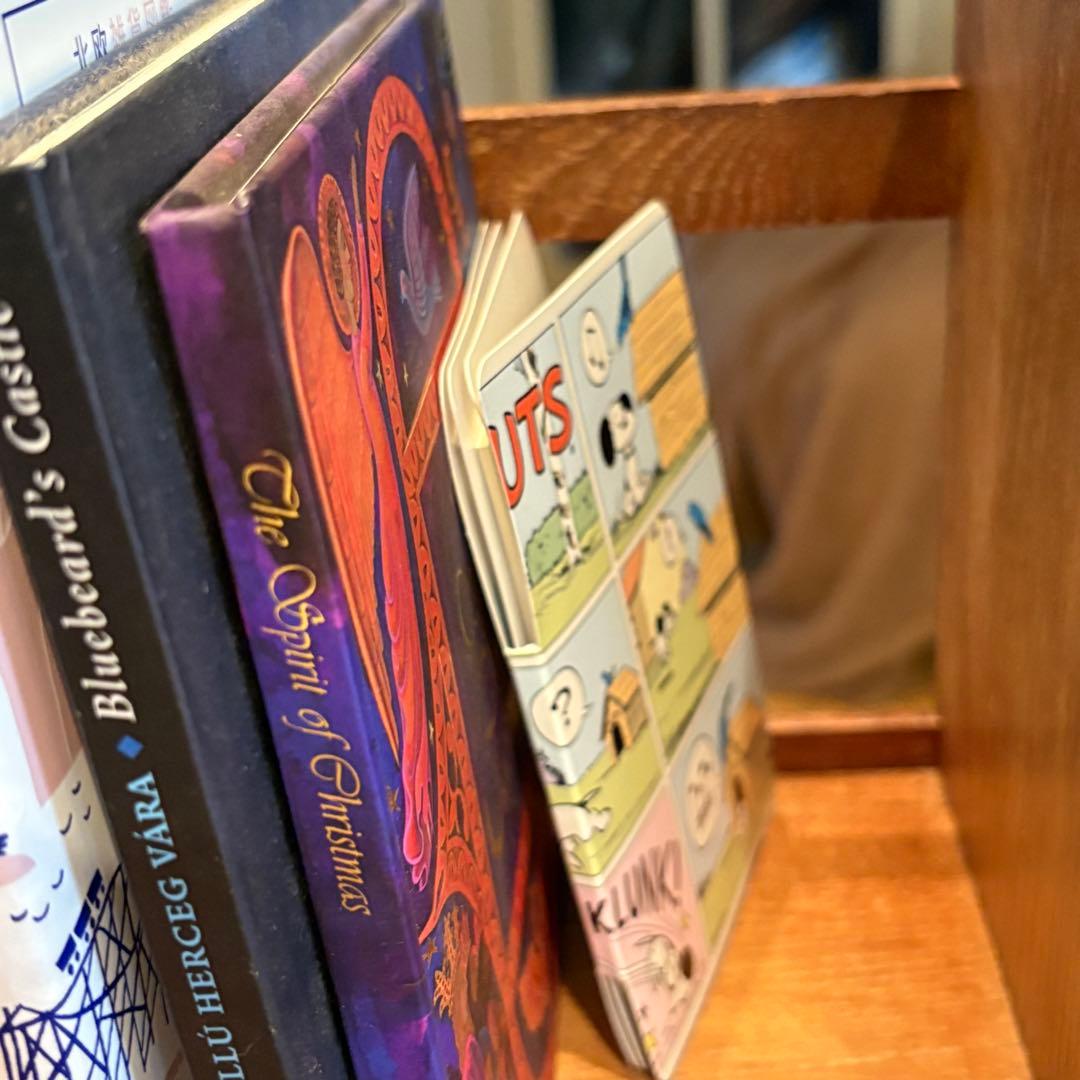 「欅無垢材 真鍮鋲 ヴィンテージ 卓上本立て 2段引き出し付き」