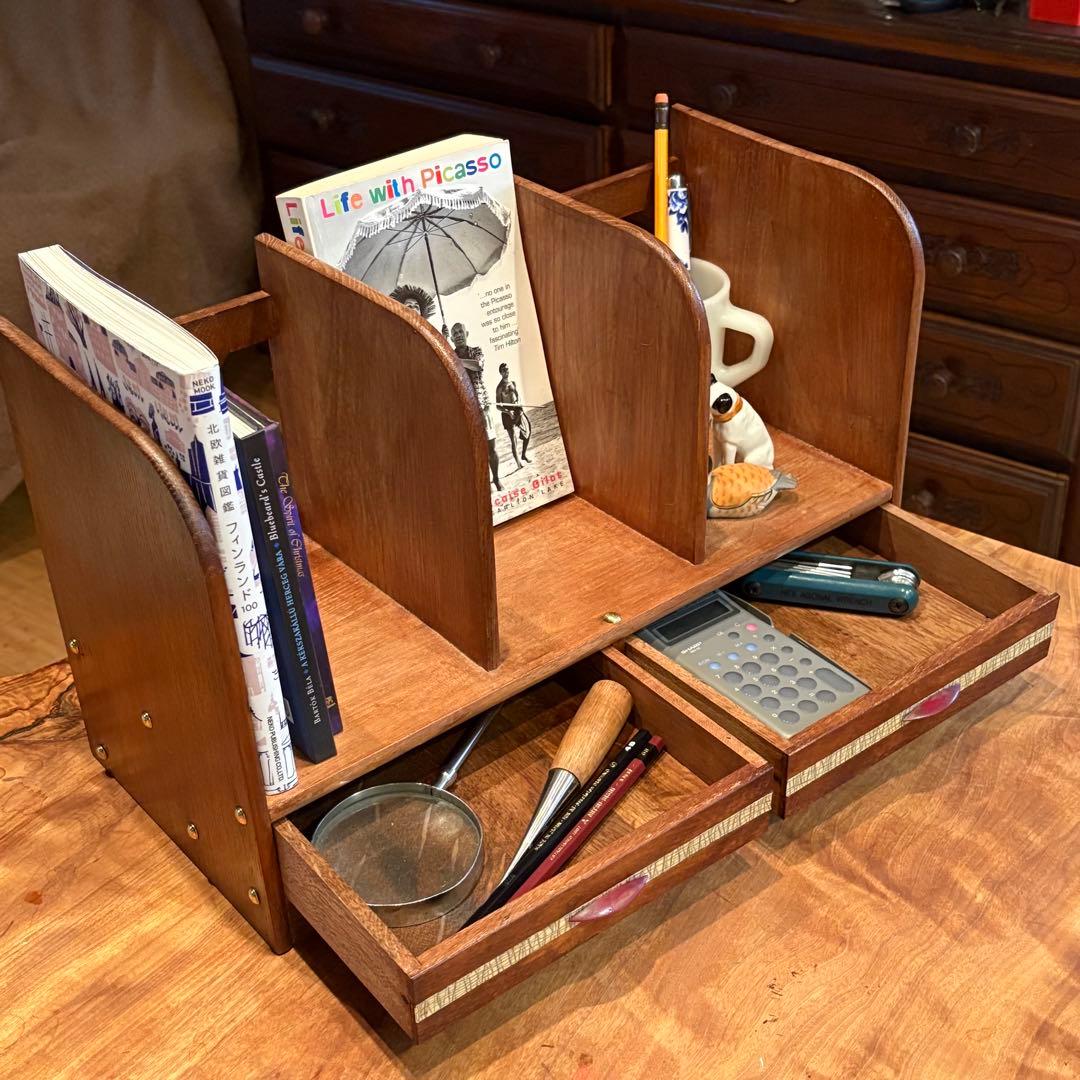 「欅無垢材 真鍮鋲 ヴィンテージ 卓上本立て 2段引き出し付き」
