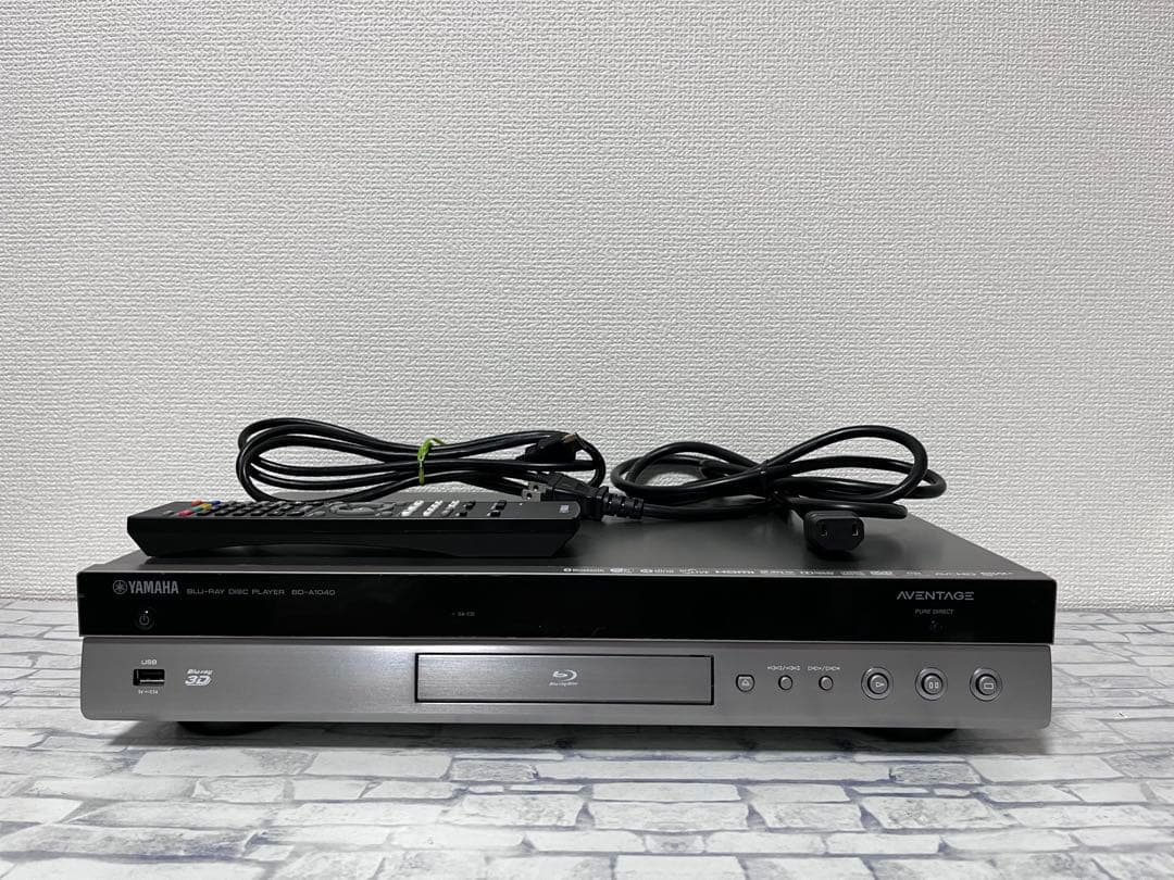 リモコン付　ヤマハ　SACD/ブルーレイプレイヤー　BD-A1040