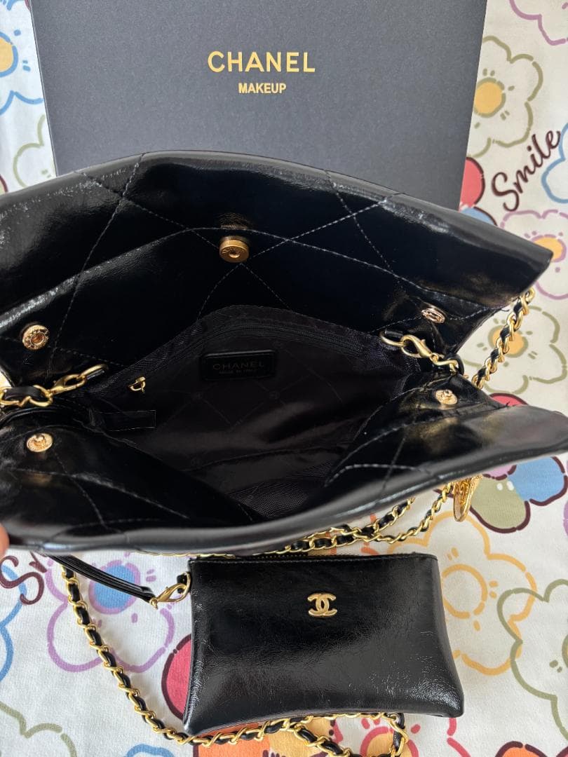 【未使用に近い】ハンドバッグ 黒 レザー ショルダーバッグ