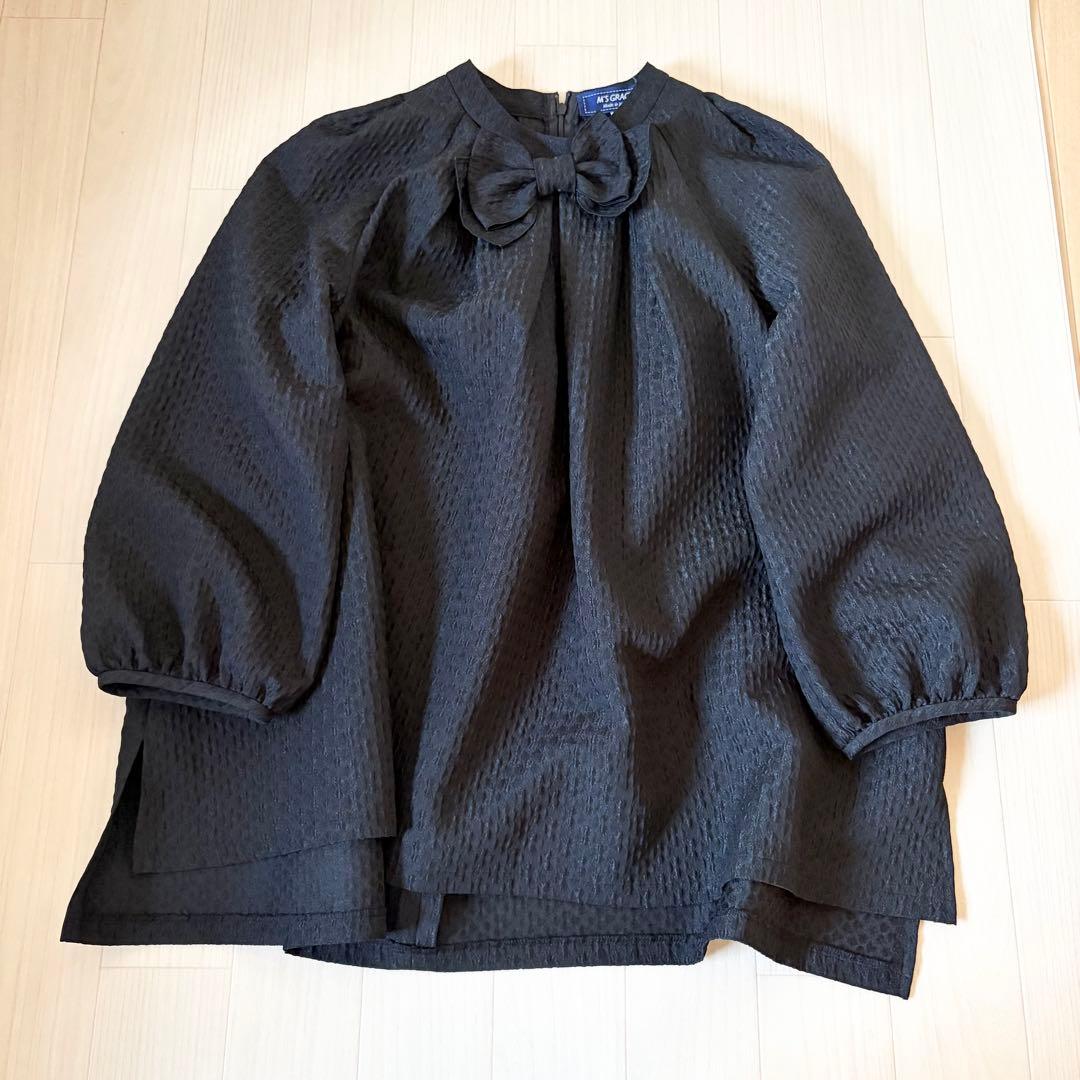 2023年　エムズグレイシー　リボン付きチュニックブラウス