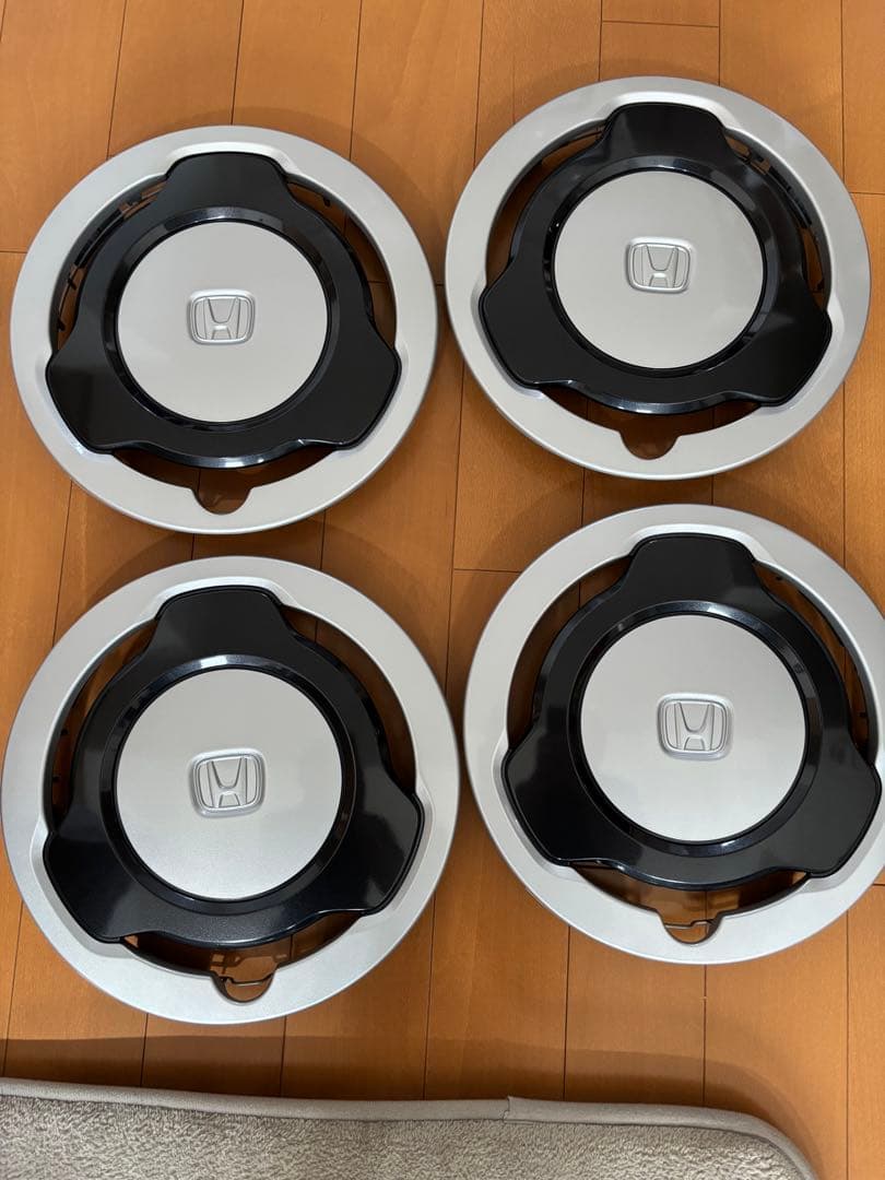 ホンダ N-VAN 純正ホイールキャップ