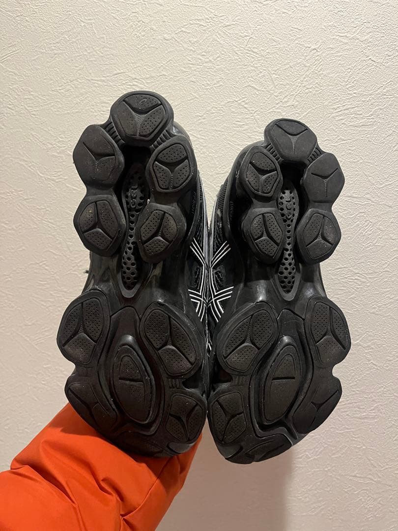 ASICS GEL-QUANTUM KINETIC Graphite スニーカー