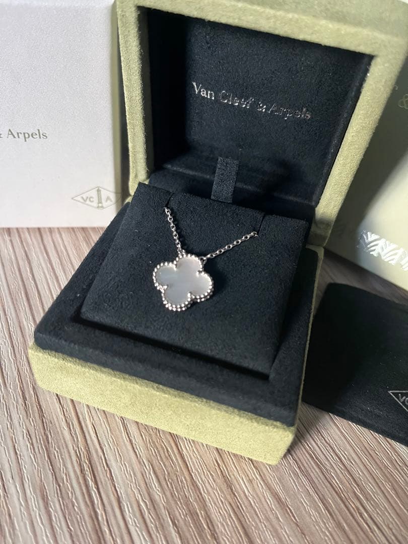 Van Cleef & Arpels ヴィンテージアルハンブラ