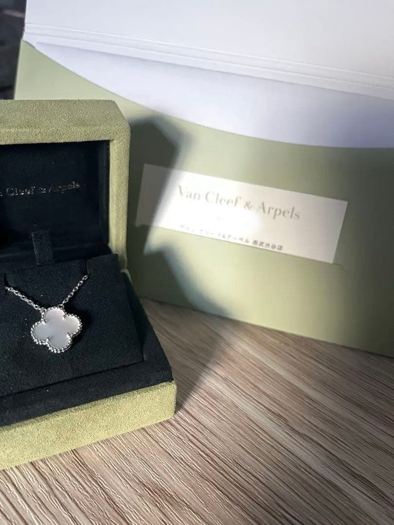 Van Cleef & Arpels ヴィンテージアルハンブラ