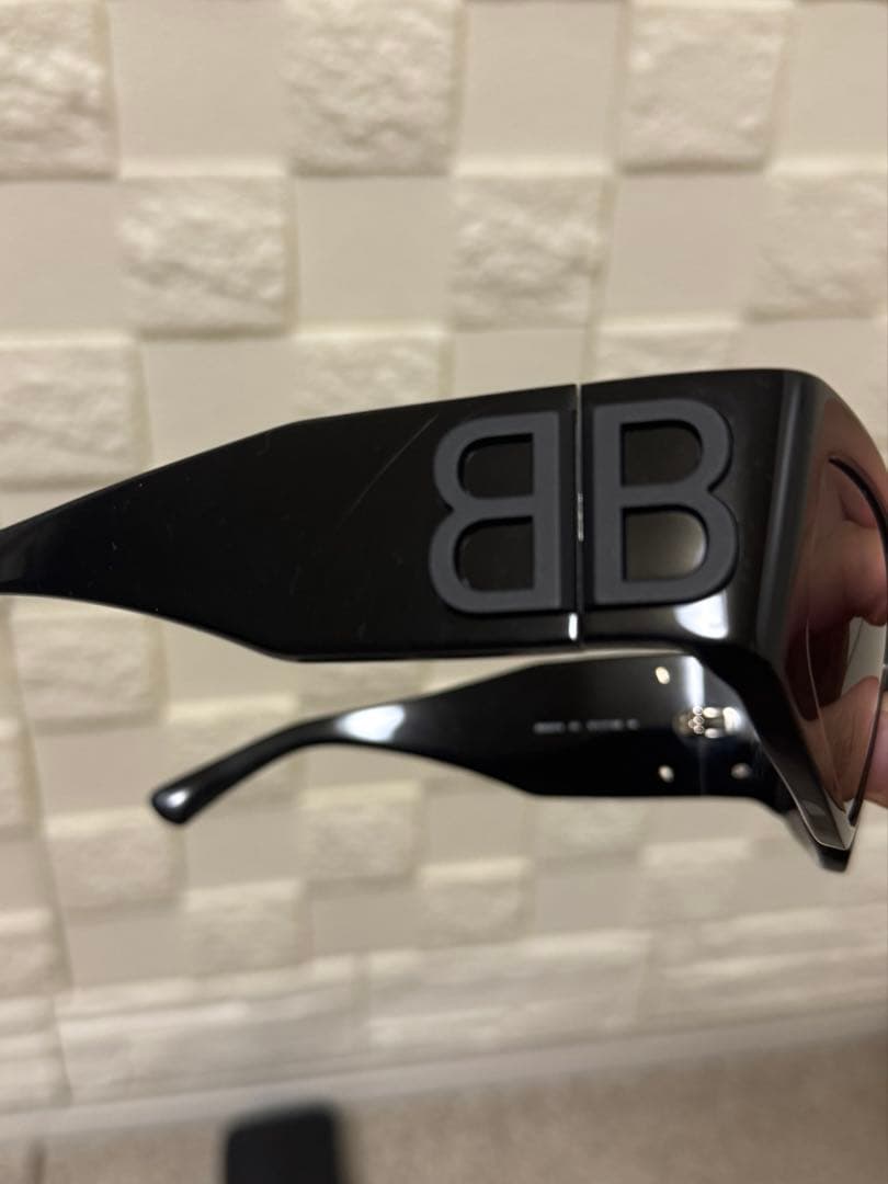 小物 Balenciaga Bossy Cat sunglasses