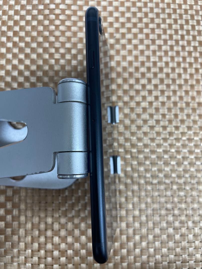 iPhone SE第3世代 64 GB ミッドナイトSIMフリー【6754】