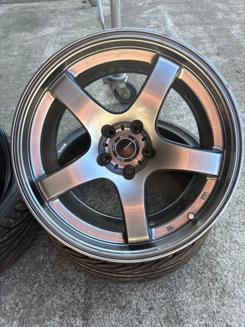 VALINO 18インチ　ドリケツ等