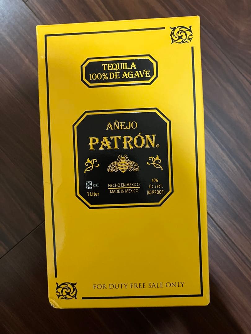 PATRÓN アネホテキーラ 1リットル