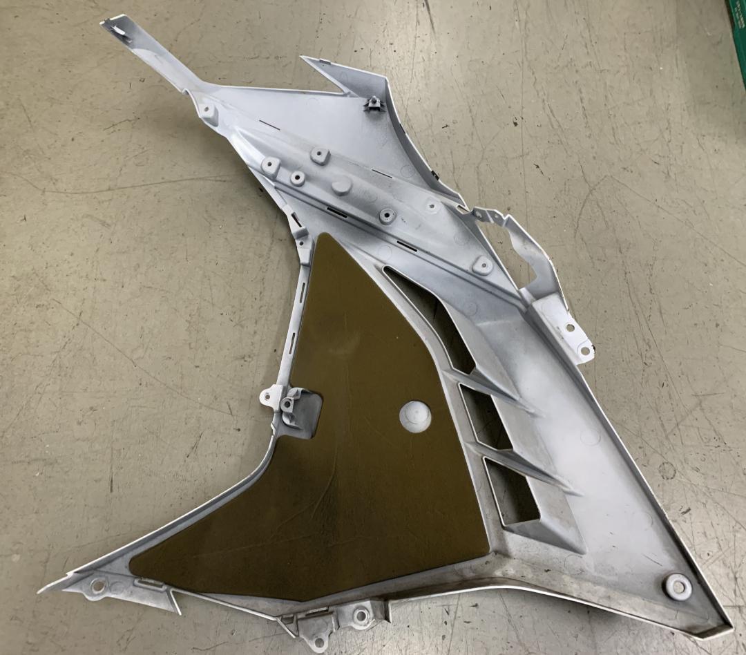 ニンジャ250 EX250L 13-17 純正サイドカウル右 25071603