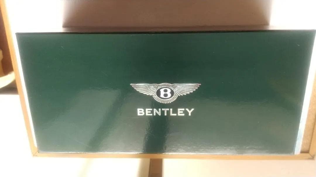 BAEミニチャンプス 1/18 ベントレー S2 リムジン 1954