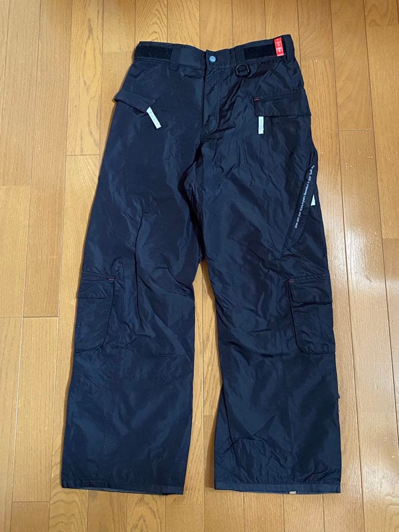 SLQ スキー　スノボ　スノーボード　ウェア　Ｌ