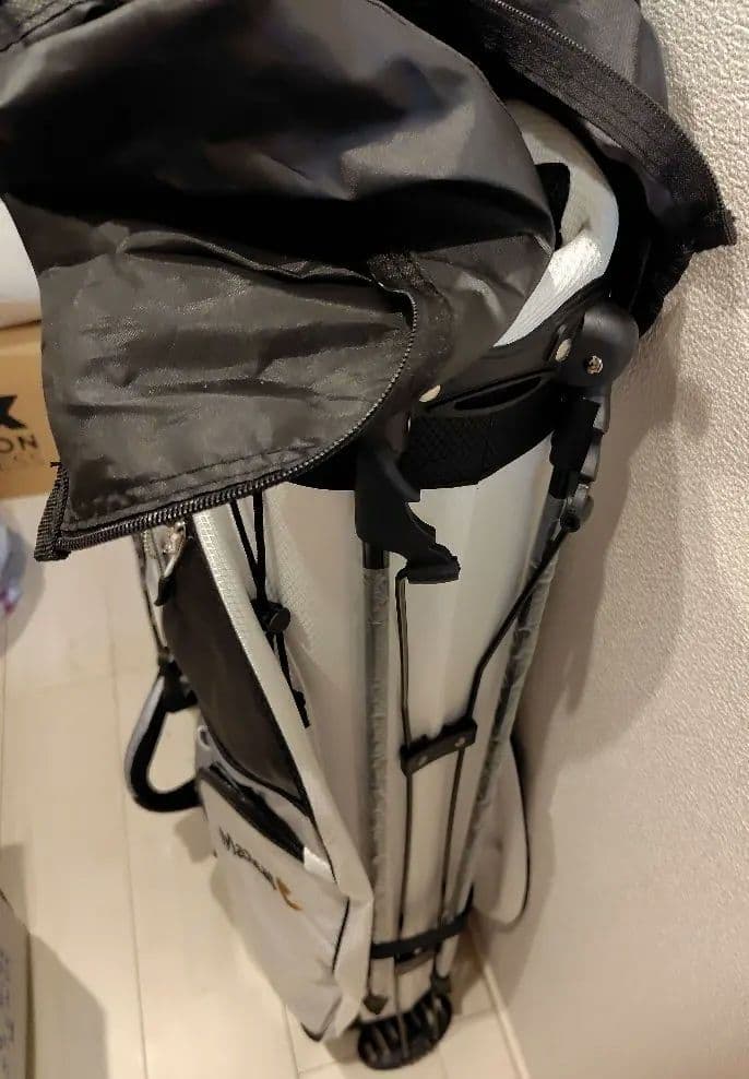 【急ぎ‼️】Maxcat 折りたたみ式キャディバッグ ホワイト・ブラック 新品