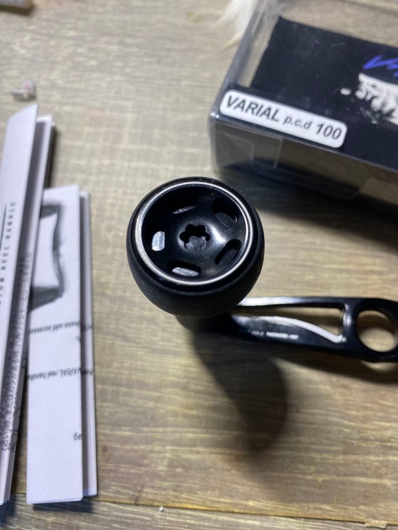 DRT バリアルハンドル100 ブラック　シマノ右ナット付き