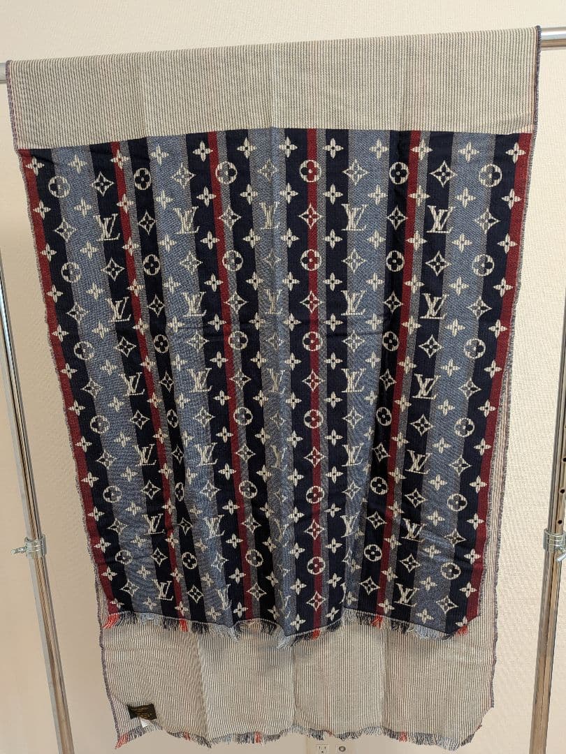 Louis Vuitton 大判ストール