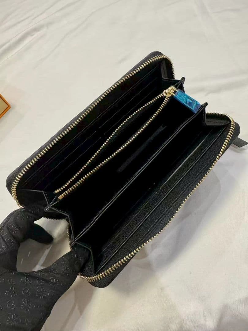 【匿名送料込み】 ファスナー 長財布 ブラック