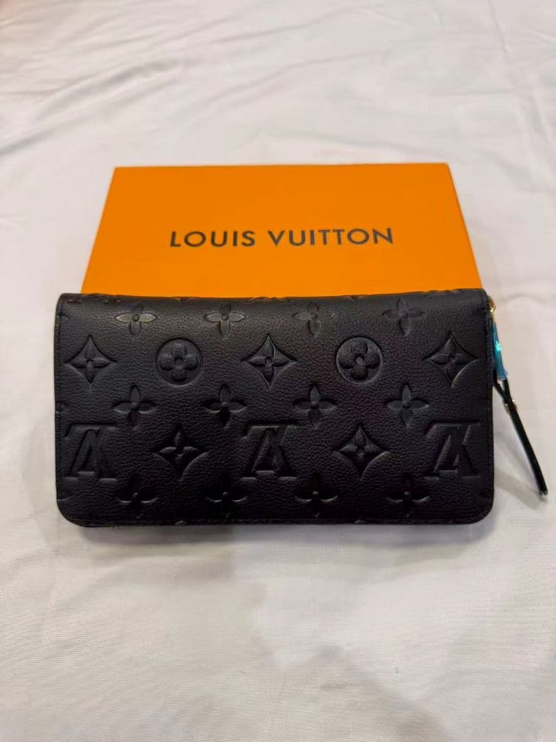 【匿名送料込み】 ファスナー 長財布 ブラック