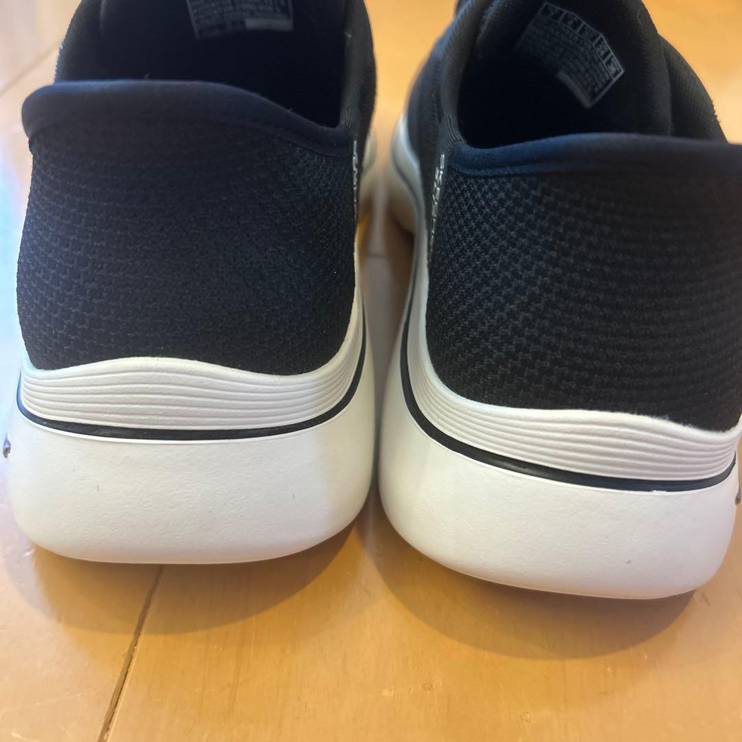 SKECHERS スリップインズ GO WALK 24cm